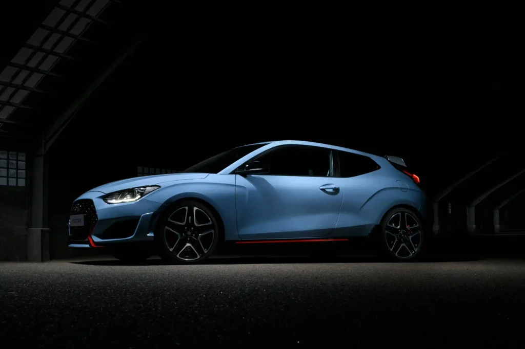 hyundai veloster tinted windows